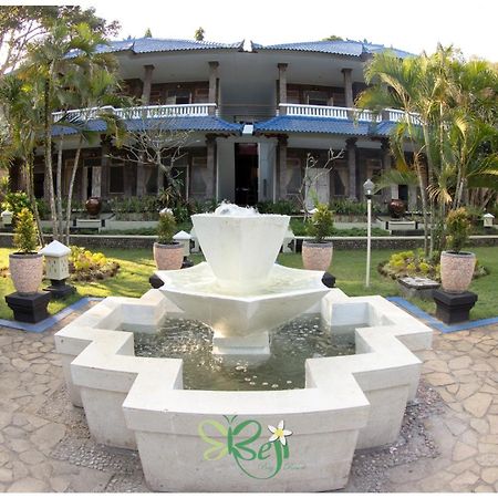 Beji Bay Resort Padangbai  Buitenkant foto