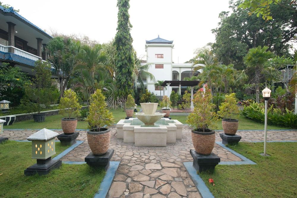 Beji Bay Resort Padangbai  Buitenkant foto
