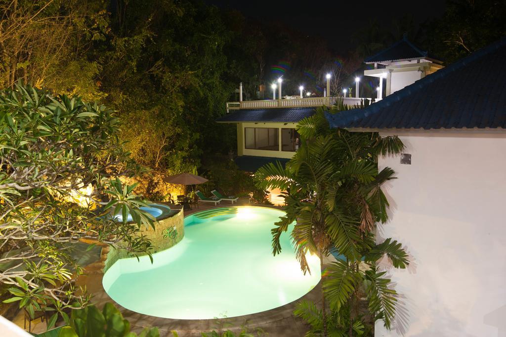 Beji Bay Resort Padangbai  Buitenkant foto