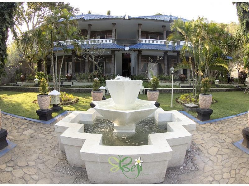 Beji Bay Resort Padangbai  Buitenkant foto