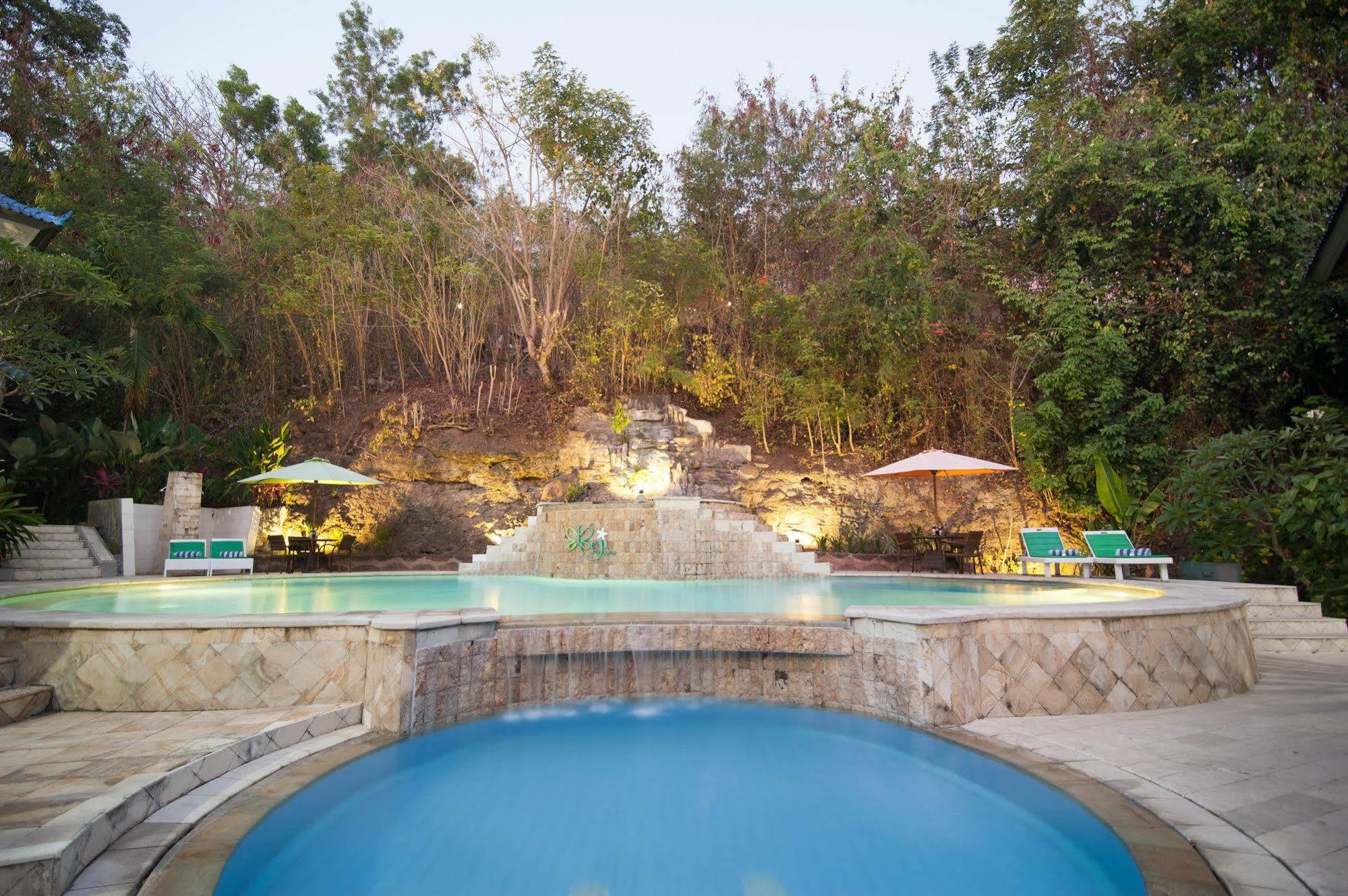 Beji Bay Resort Padangbai  Buitenkant foto